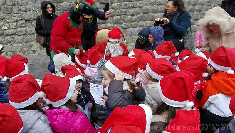 piancastagnaio_babbo_natale_vigili_del_fuoco_img_20161219_110833