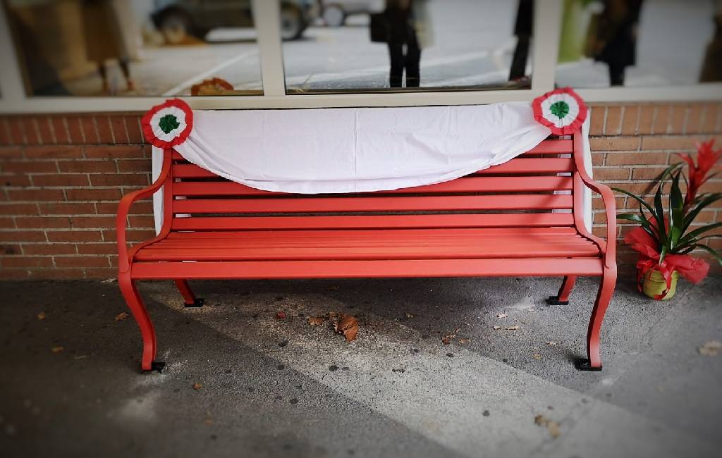 Poggibonsi_Ospedale_Campostaggia_Panchina_Rossa_20190313_02