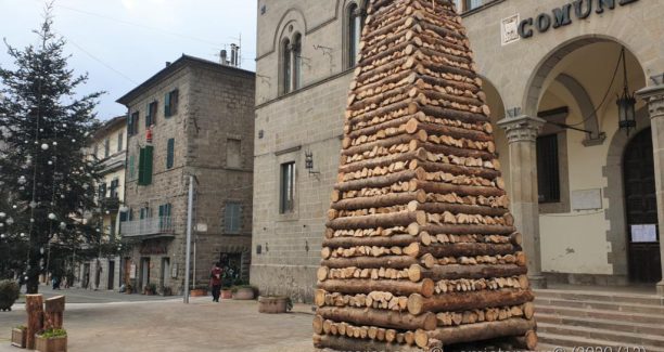 Abbadia_San_Salvatore_Natale_Fiaccole_20201222_110921