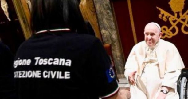 Assessore_Alessandra_Monni_e_Papa_Bergoglio_01