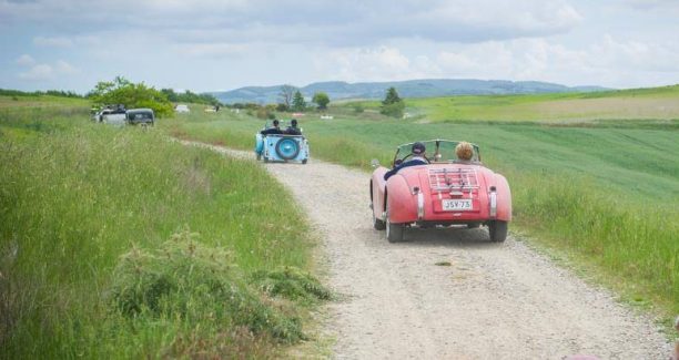Auto_epoca_Val_dOrcia