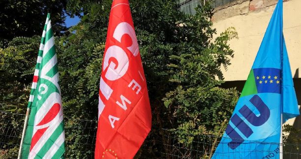 Bandiere_CGIL_CISL_UIL_Siena_01