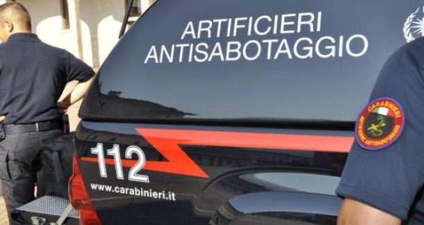 carabinieri_auto_artificieri_01