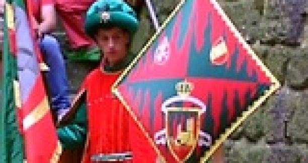 Castello_Presentazione_Fazzolettoni