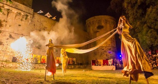 Civitas_Infernalis_Sarteano_Castello_02