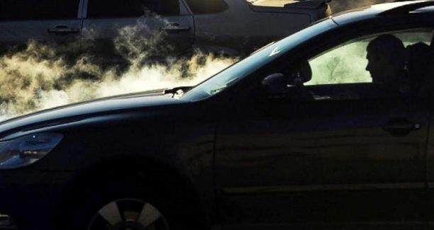 Coppietta_appartata_auto_01