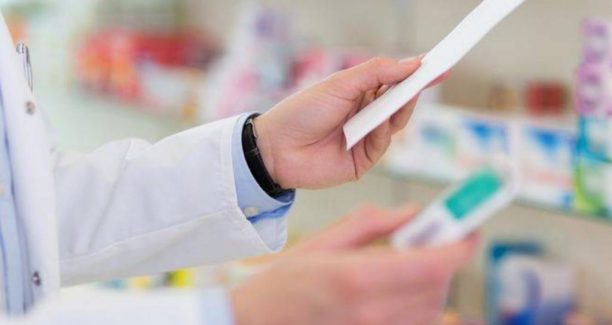 Farmacia_medicinali_01