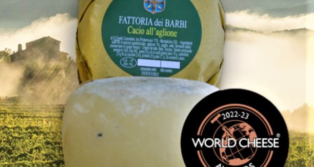 Fattoria_dei_Barbi_Cacio_Aglione_World_Chees_Awards_Bronze_2022