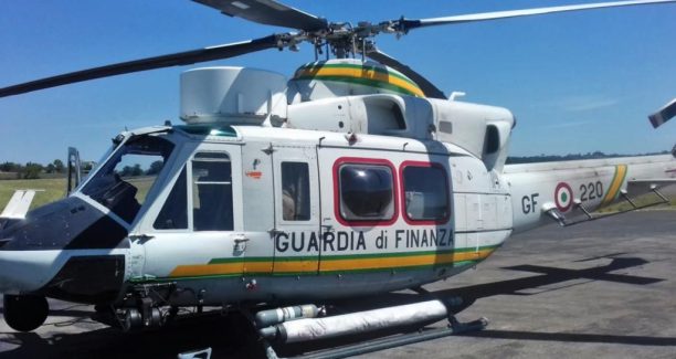 Guardia_di_Finanza_Elicottero_01