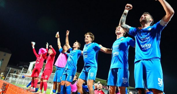 La-squadra in festa Pianese