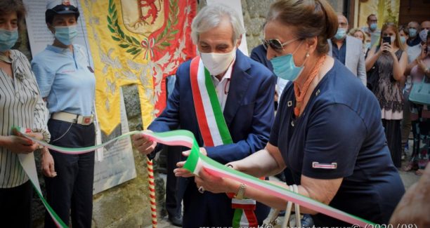 Piancastagnaio_Inaugurazione_Mostra_Annigoni_e_Sgarbi_20200801__DSC2862