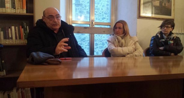 Nella foto di copertina,  ripresa dal profilo Facebook di Luigi Bicch, da sinistrai (Luigi Bicchi, Assessore Roberta Sancasciani e Elisabetta Bensi