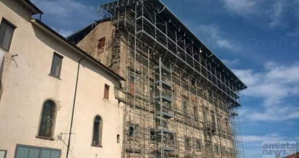 Piancastagnaio_Palazzo_Bourbon_del_Monte_WP_20160304_033