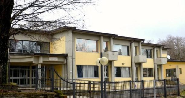 Piancastagnaio_Scuola_Media_Anna_Frank_01