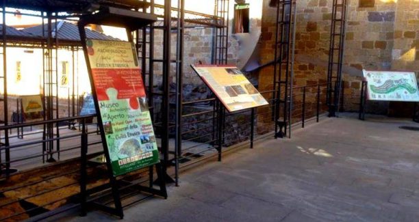 Pitigliano_Le_Macerie_cartellonisitca_01