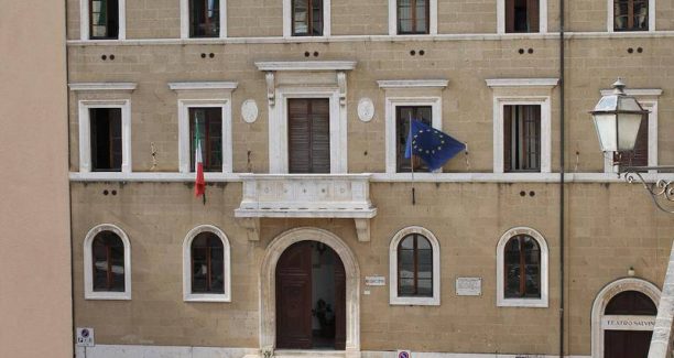 Pitigliano_Palazzo_Comunale_01