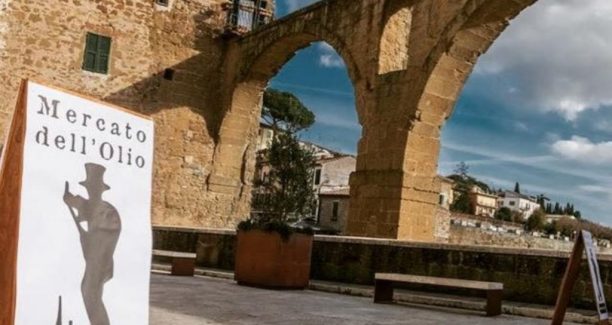 Pitigliano_Santi_Vinai_Mercato_Olio_Segnale_01