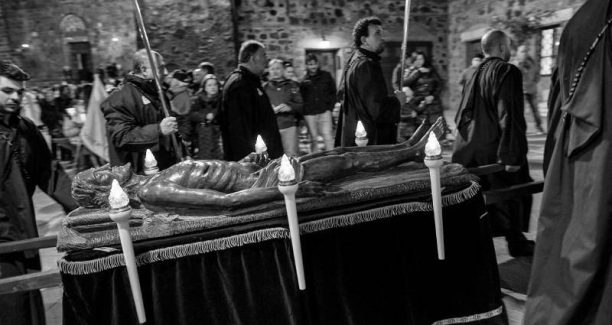 Radicofani_Processione_Veberdi_Santo_60