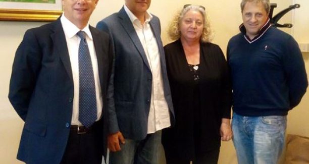 Da sinistra: Arduini e Nocci ed responsabili ufficio CAAF Amiata