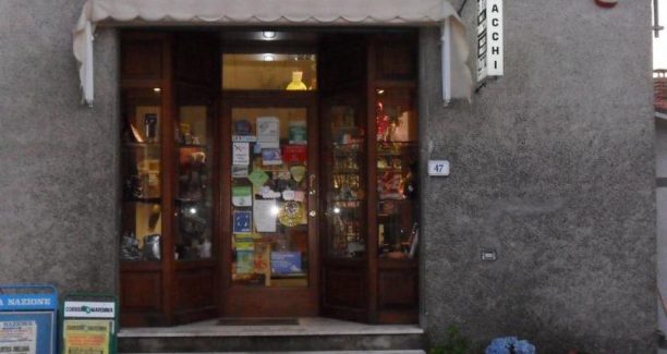 Roccalbegna_Santa_Caterina_Tabaccheria_Corsetti_Rita_01