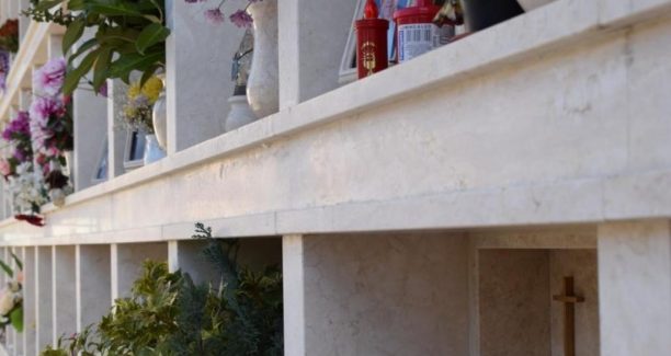 Santa_Fiora_Loculi_Cimitero_01