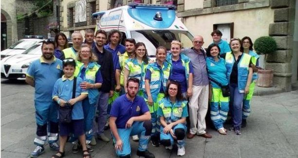 Santa_Fiora_Misericordia_nuova_ambulanza