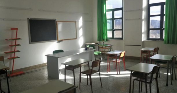 Santa_Fiora_Scuola_Elementare_Aula_20210107_01