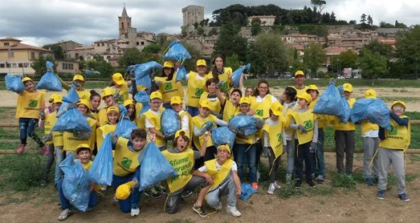 sarteano_puliamo_il_mondo_ragazzi