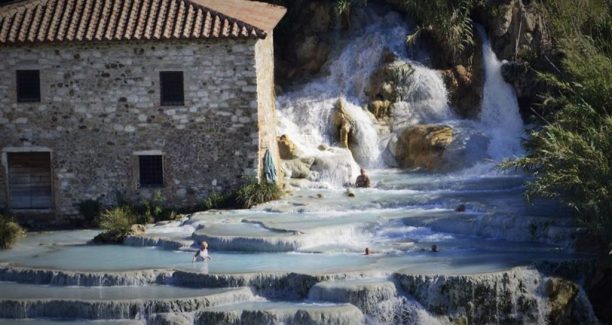Saturnia_Cascate_del_Mulino_01