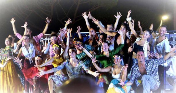 Scuola_ballo_Odissea2001