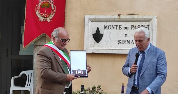 Seggiano_Celebrazioni_100_Anni_Comune_Daniele_Rossi_e_Eugenio_Giani_20201004_01