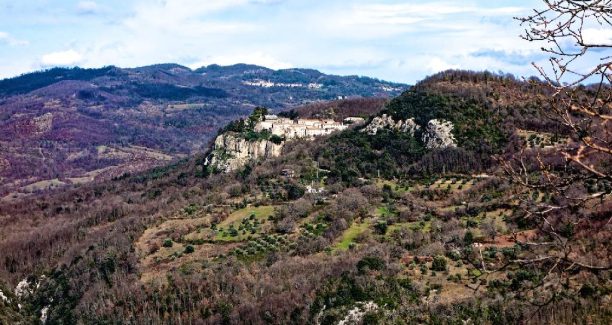 Semproniano_Rocchette_di_Fazio_02