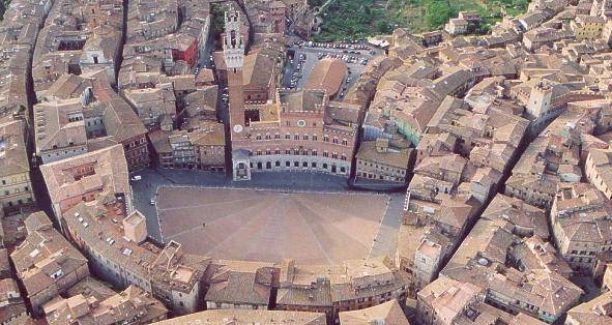 Il Campo (Foto di autore sconosciuto)