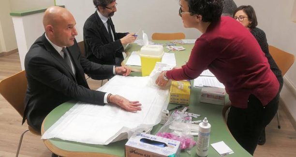 Siena_World_AIDS_Day_test Rettore Frati e prof. De Luca