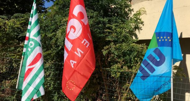 Sindacati_CGIL_CISL_UIL_Bandiere_01
