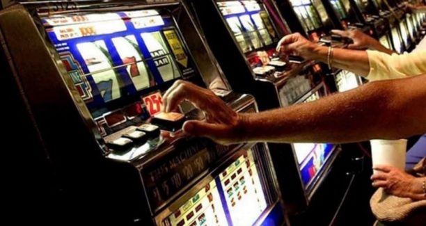 Slot_Machine_01