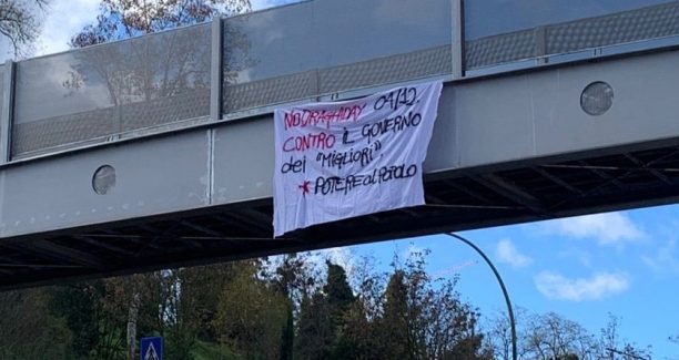 Striscione_No_Draghi_Day