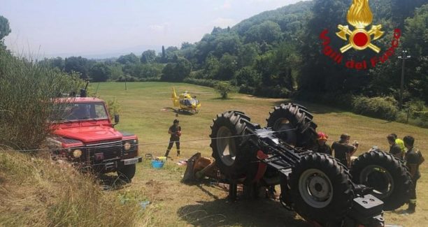 Vigili_del_Fuoco_Pegaso_Trattore_Ribaltato_01
