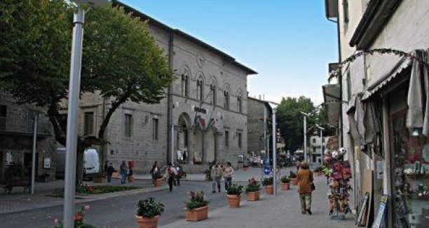 abbadia_via_roma_comune