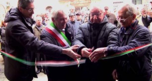 inaugurazione_taglio_nastro