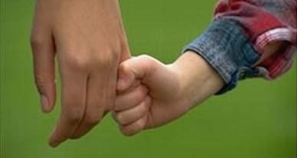 mamma_bimbo_per_mano