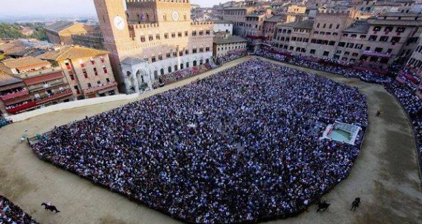 siena_piazza_dall_alto