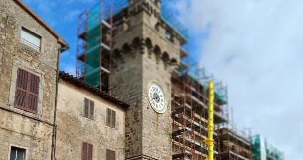 torre dell'orologio santa fiora