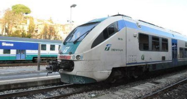 treno_stazione_siena