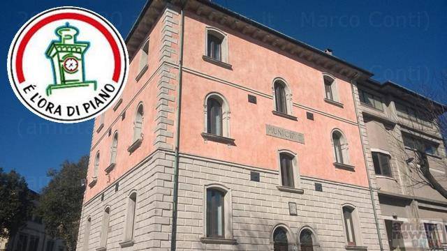 piancastagnaio_palazzo_comunale_ora_di_piano