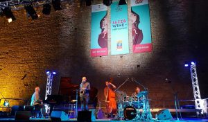 Jazz_Wine_in_Montalcino_20180719_01